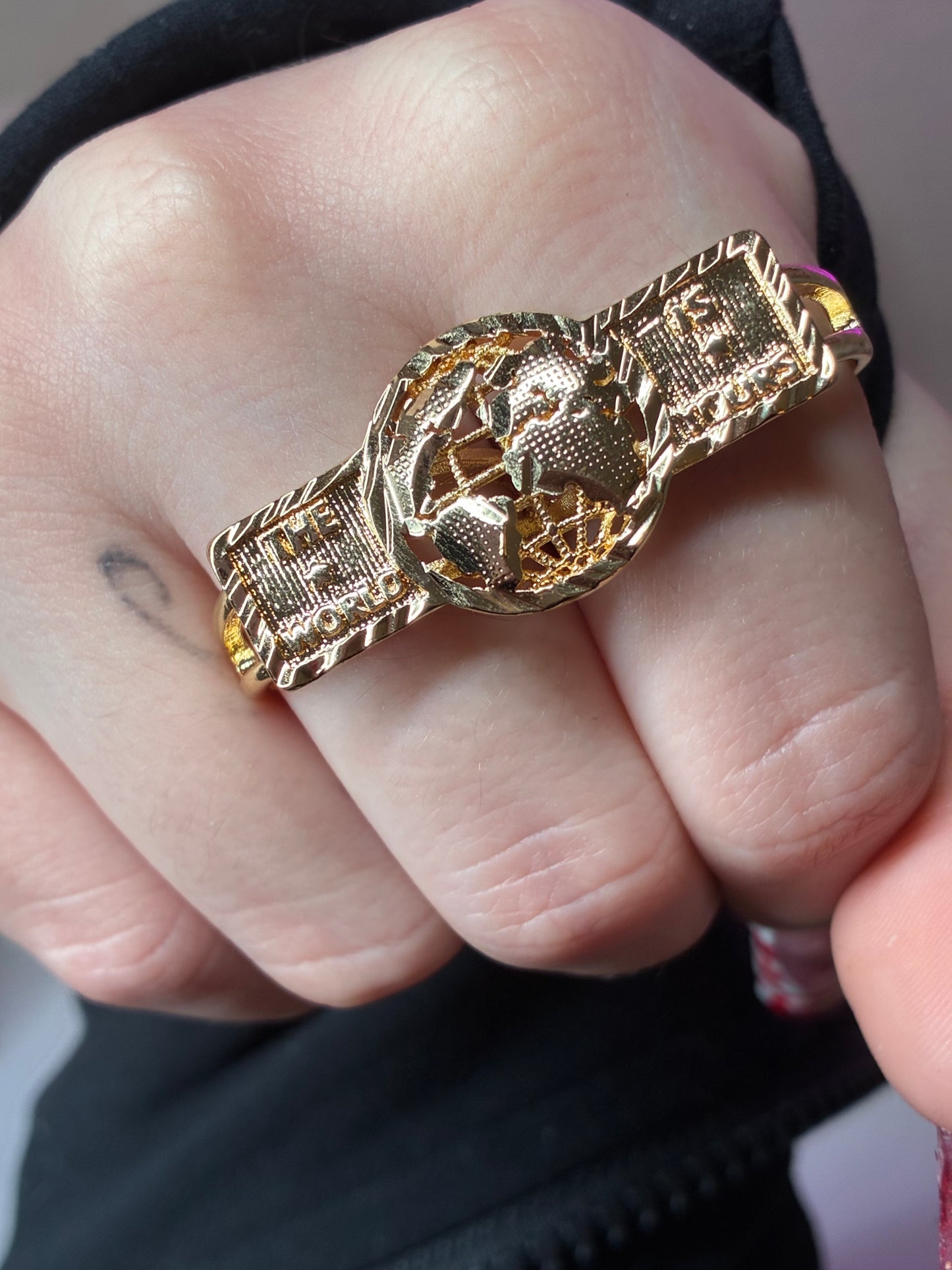 SCARFACE “THE WORLD IS YOURS” RING