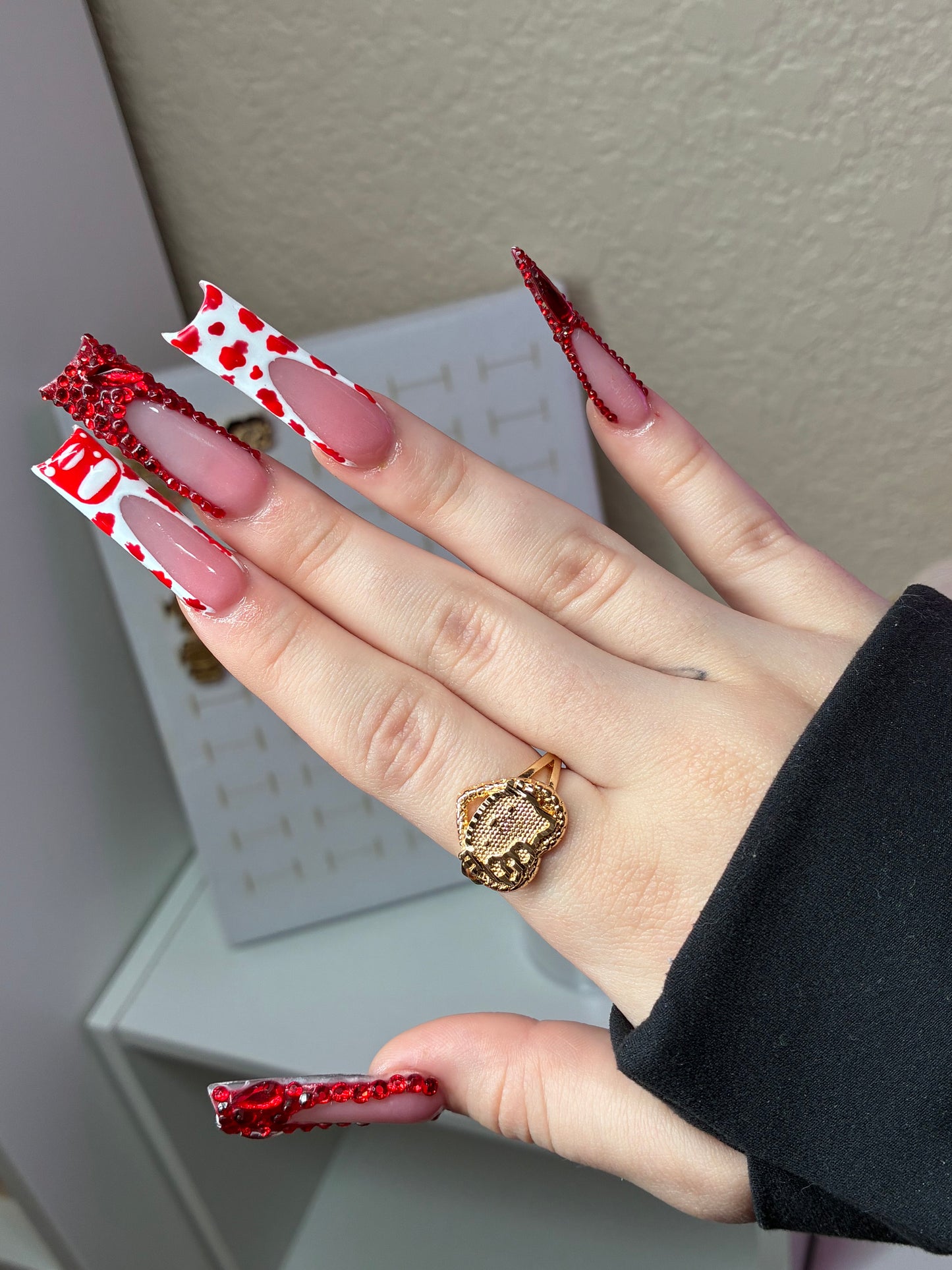 HEART FACE HELLO KITTY RING