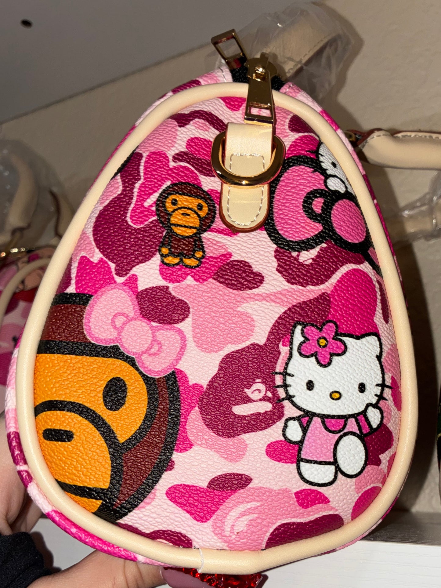 BAPE X HELLO KITTY PILLOW BAG